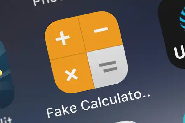 가짜 계산기 앱